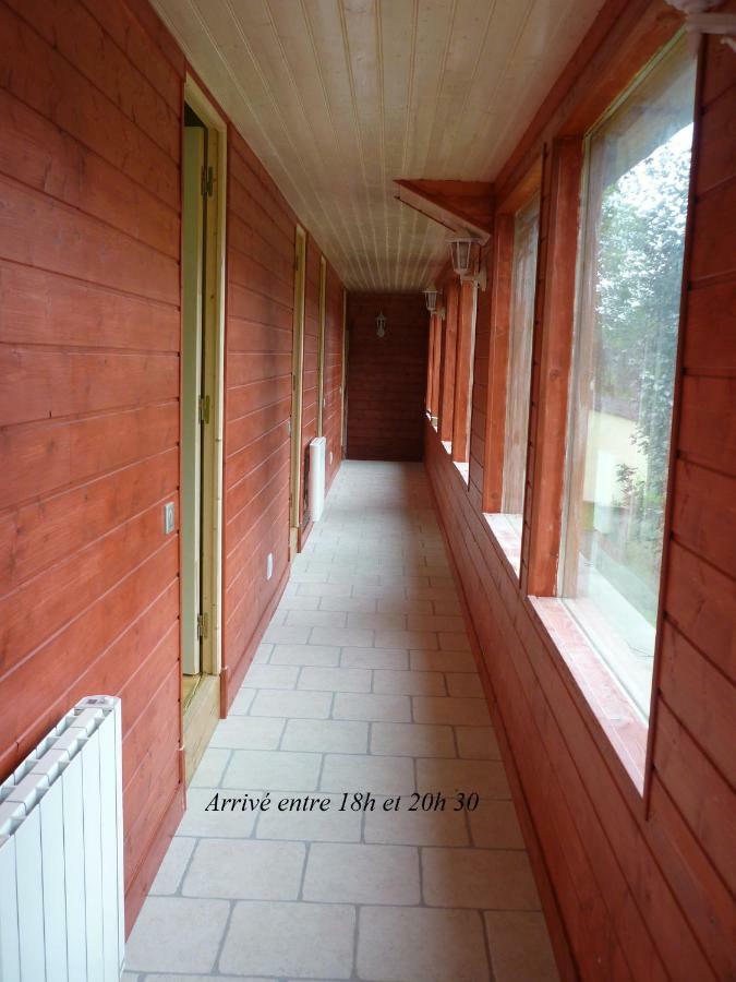 Heartwood Apartment Arbonne Екстериор снимка